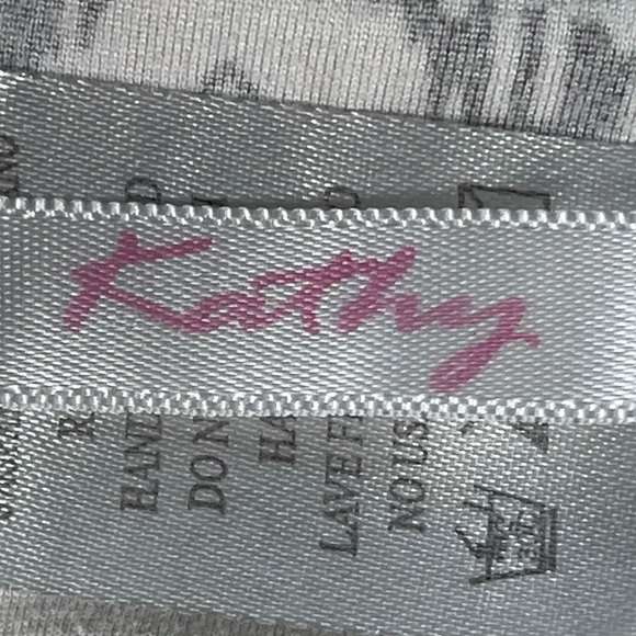 Kathy one size cream & black tribal elephant soft, thin leggings - Picture 11 of 11